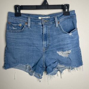 Levi’s Distressed High Rise Shorts size 29